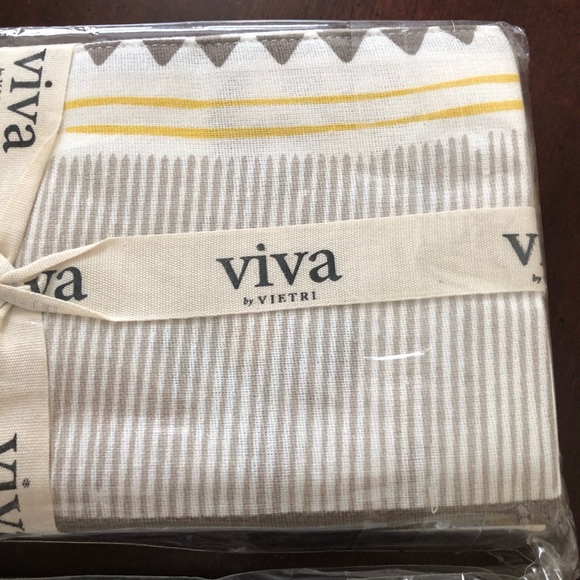 NIP Set of 8 each - Vietri Bohemian Gray/Yellow Napkins & Placements - Picture 7 of 11